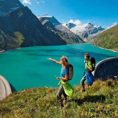 In Near Zell Am Area, Cleaning Included Niedernsill